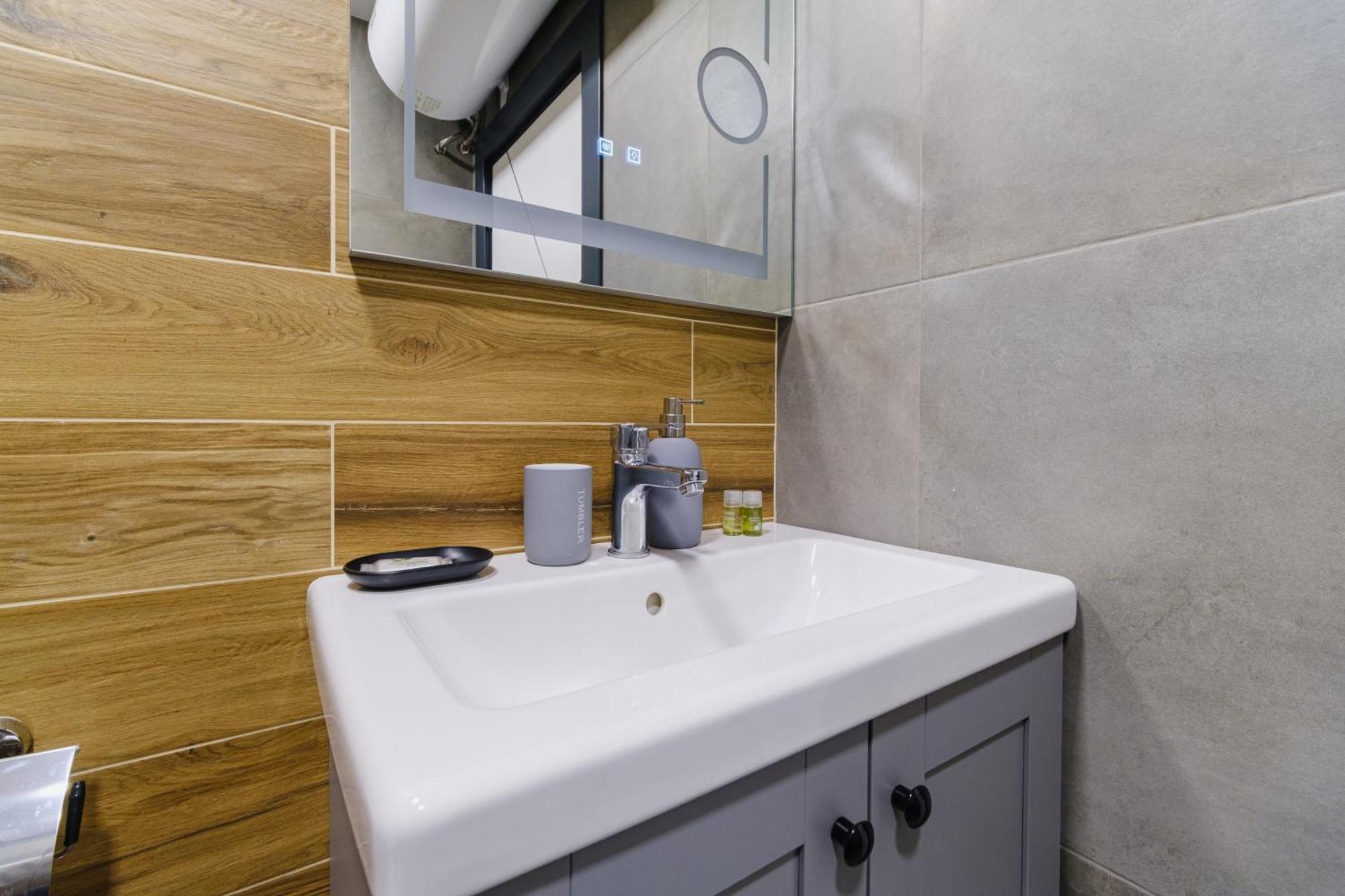 Lauta Forest 1-Bedroom Apartment Plovdiv Buitenkant foto
